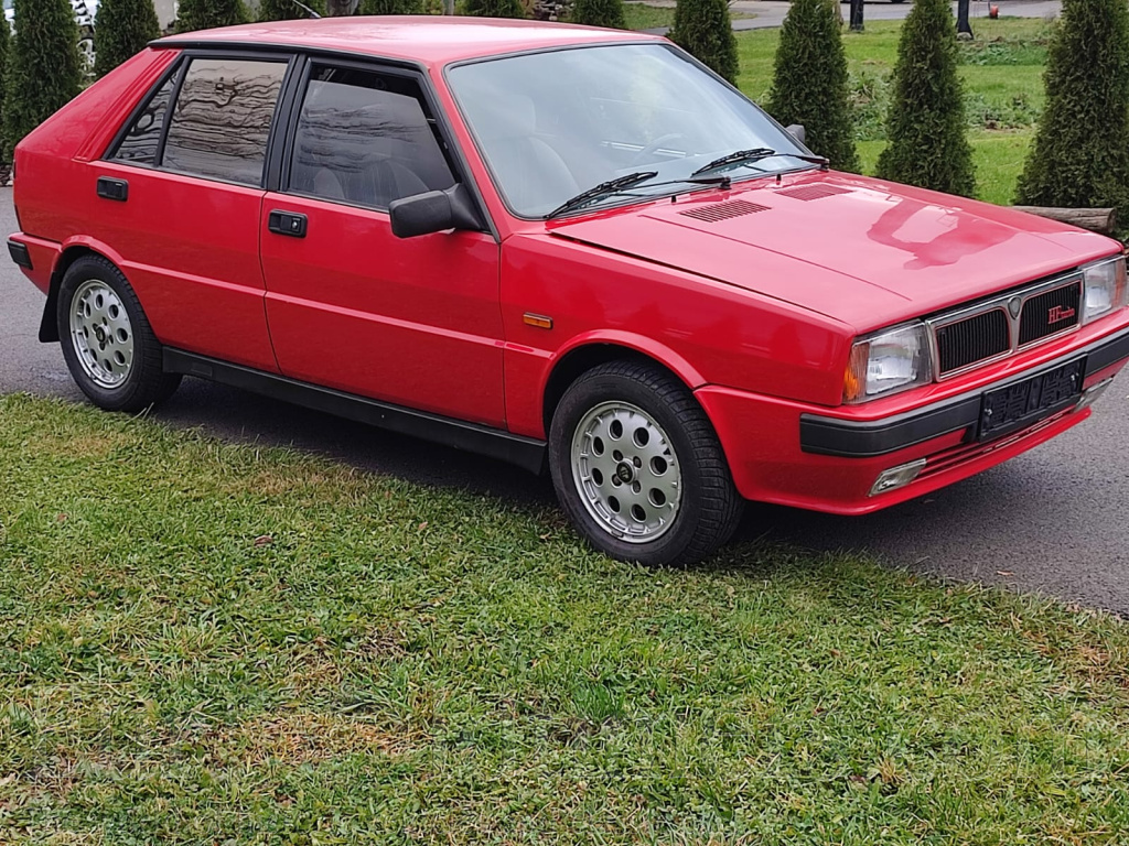 Lancia Delta HF Turbo