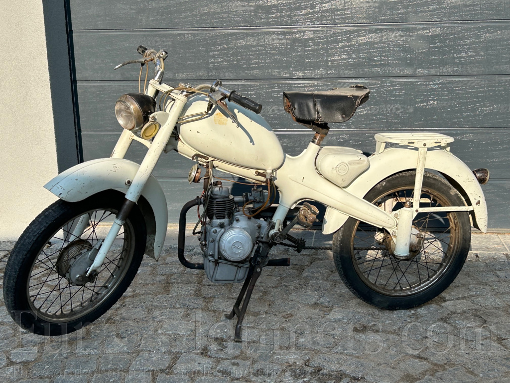 Motocykl Motom