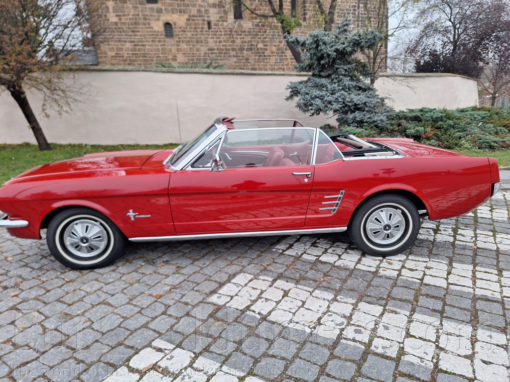 Ford Mustang convertible 1966