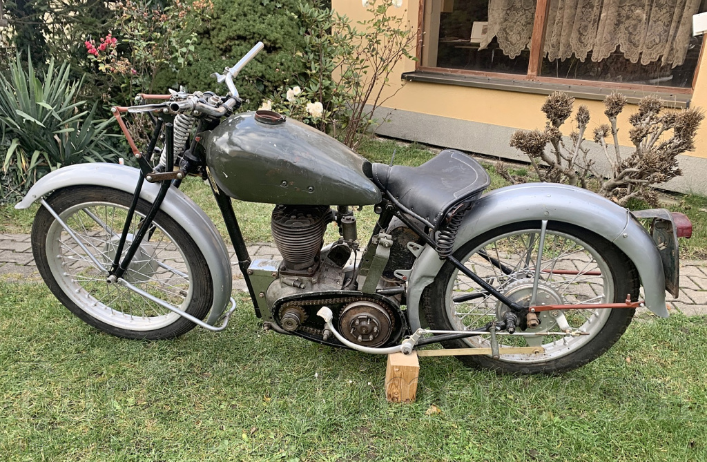 BSA M20 s motorem WM 21, 600 ccm SV (194