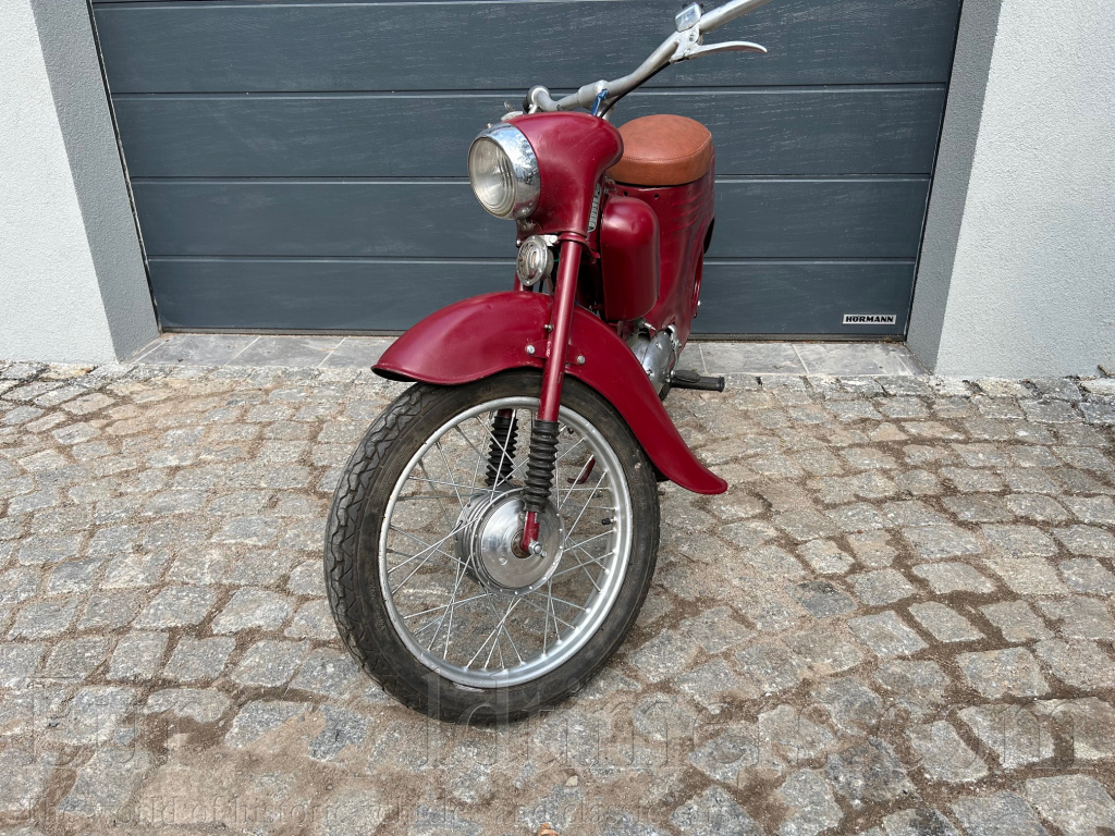 Motocykl Jawa 555