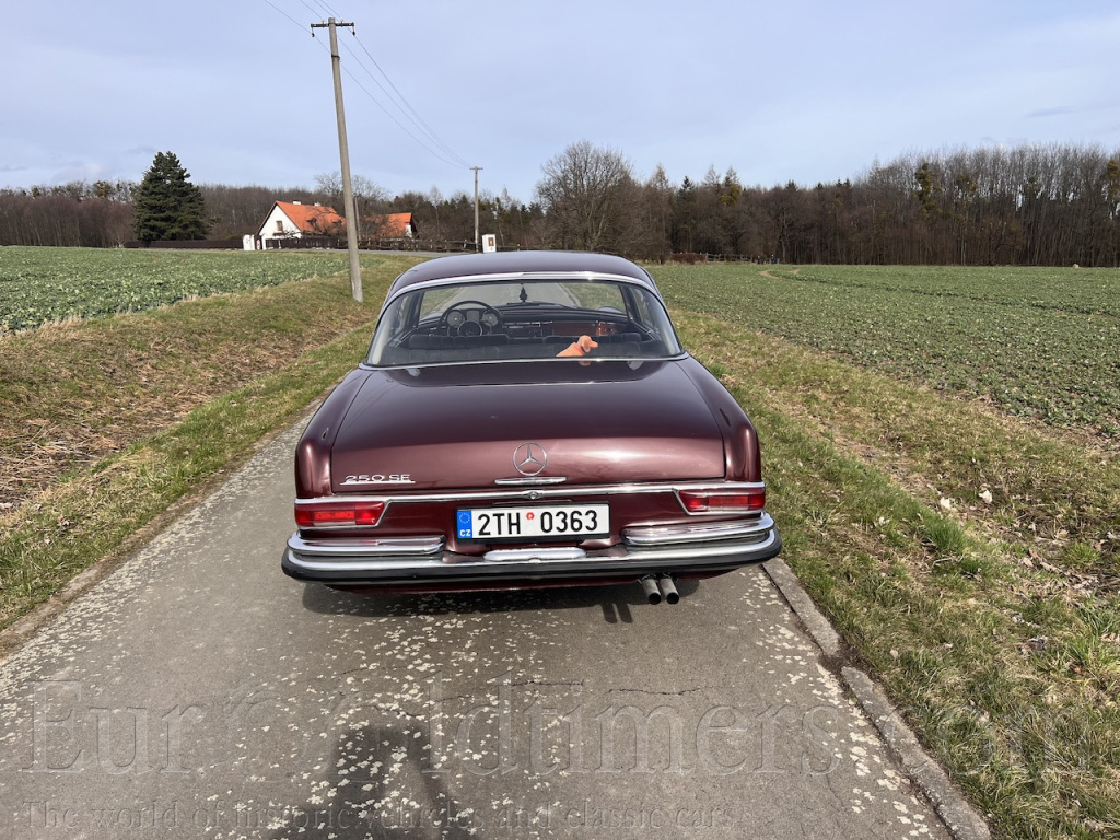 Mercedes Benz W111 250 SE/C kupé 1965