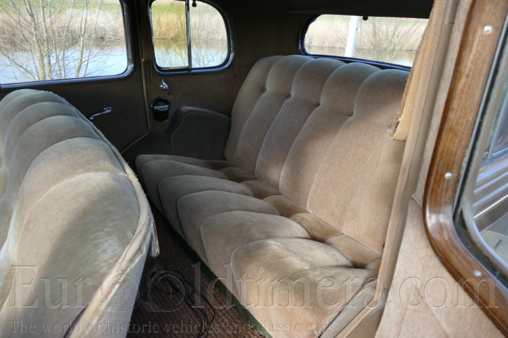 Pontiac Eight 8 4 Door Sedan 1933