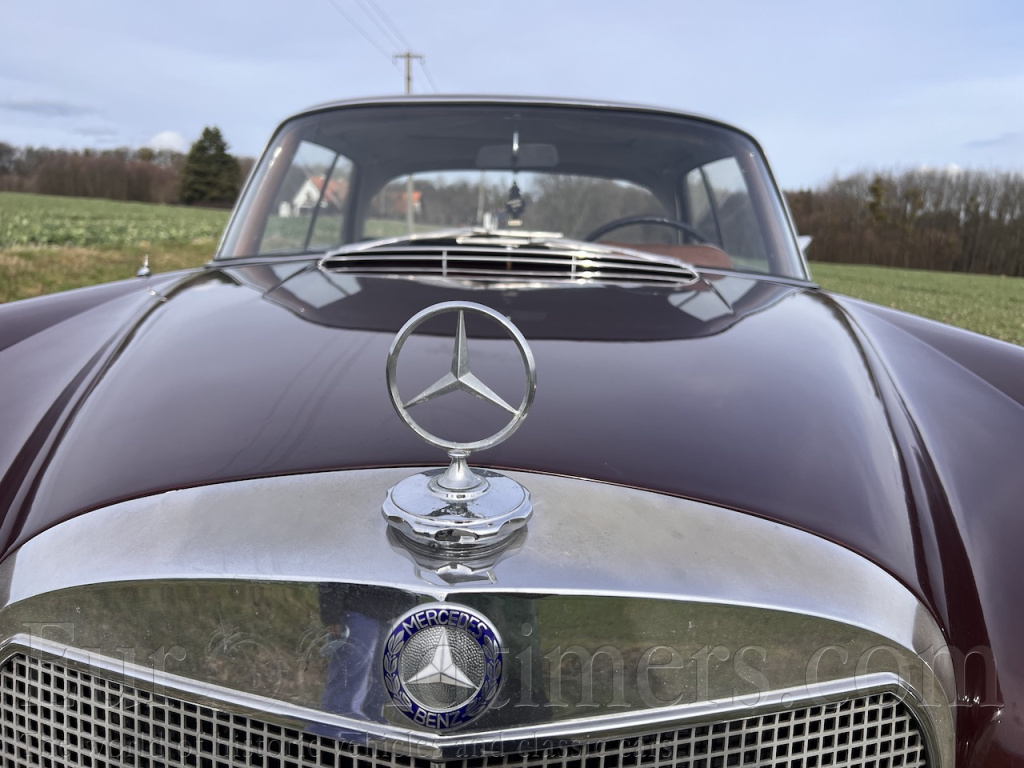 Mercedes Benz W111 250 SE kupé 1965, výb