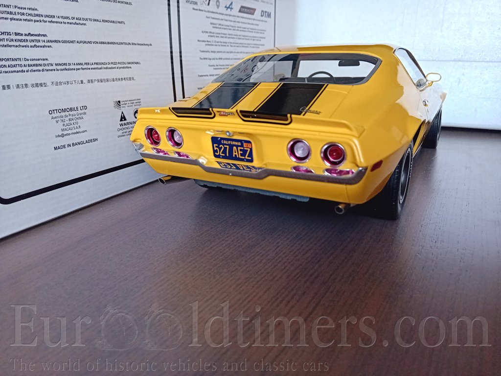 Chevrolet Camaro Z28 RS 1970  1:12  Otto