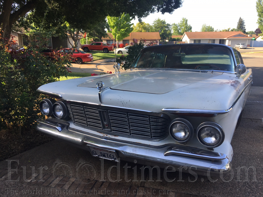 1963 Chrysler Imperial LeBaron