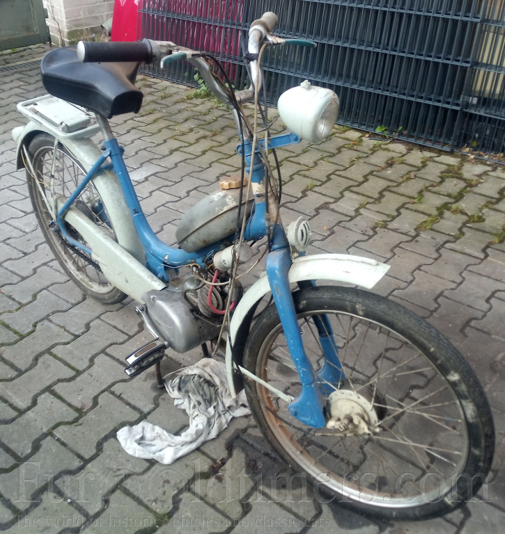 Moped Stadion 11