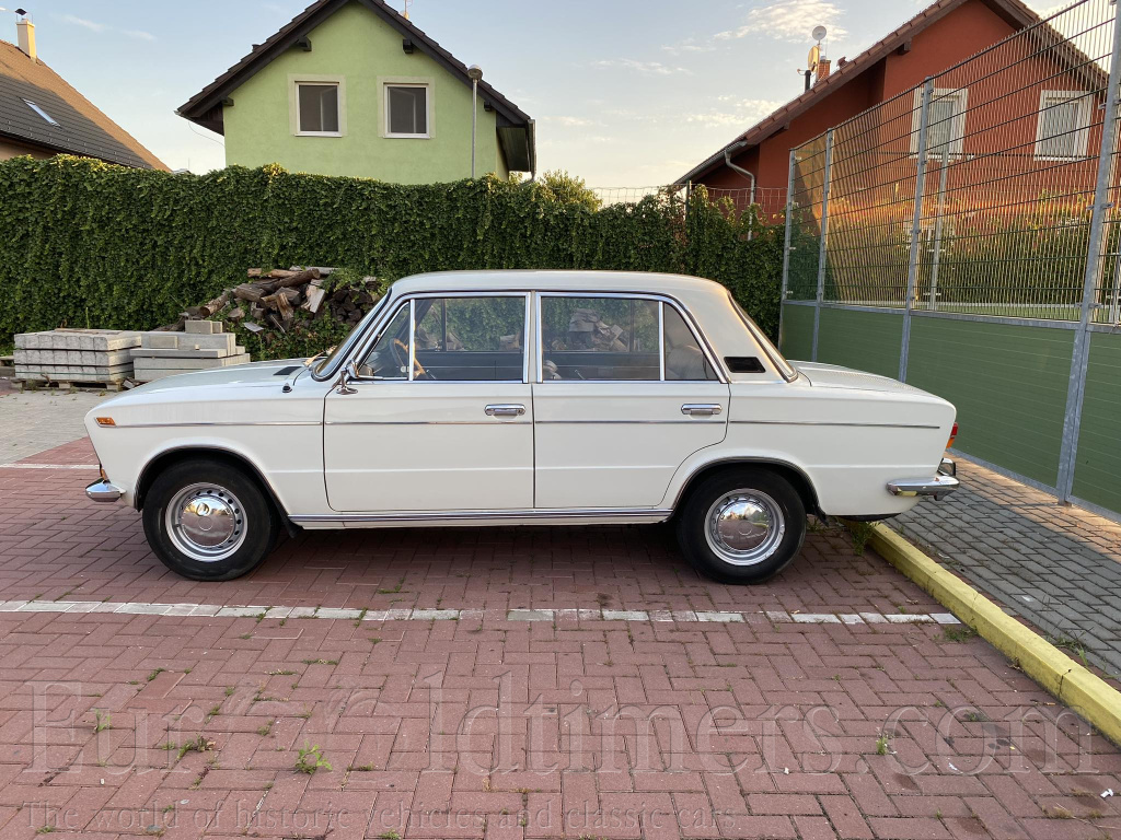 Lada Vaz 2103, Top originál stav 