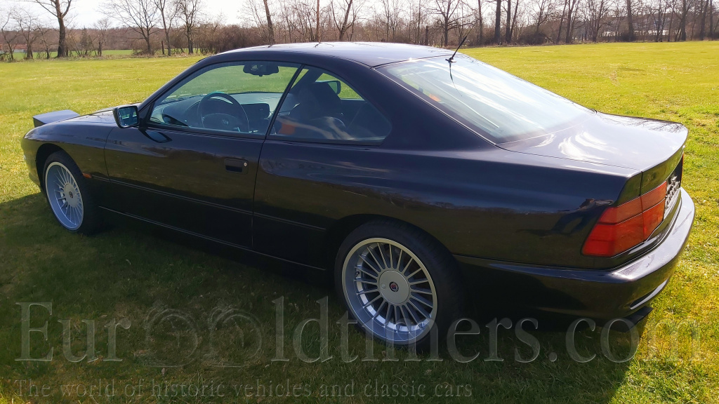 BMW 850 Ci, 5400 ccm, 326 koní