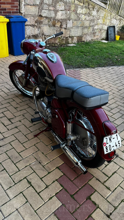 Jawa 500