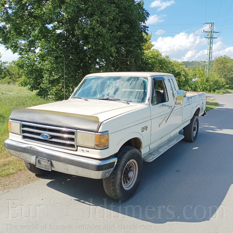 Ford F 250 king cab 4 x 4 big block 1990