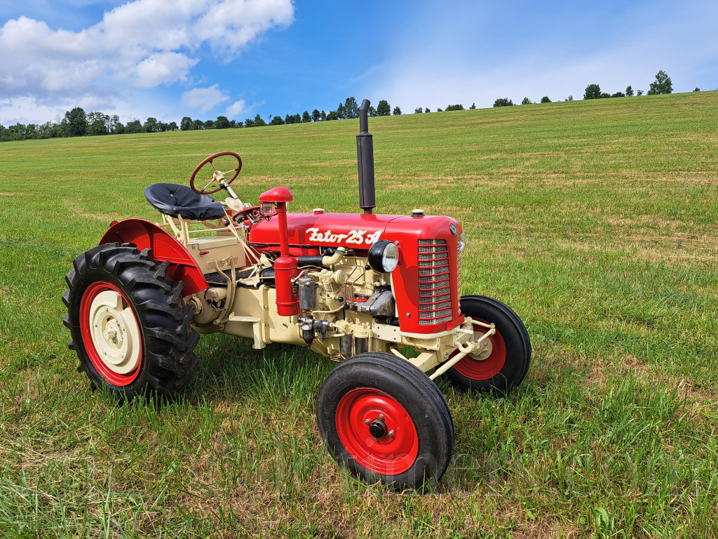 Zetor 25A