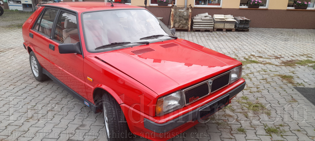 Lancia Delta HF Turbo 1,6