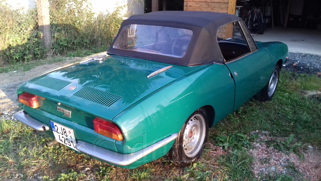 FIAT 850 Sport Spider