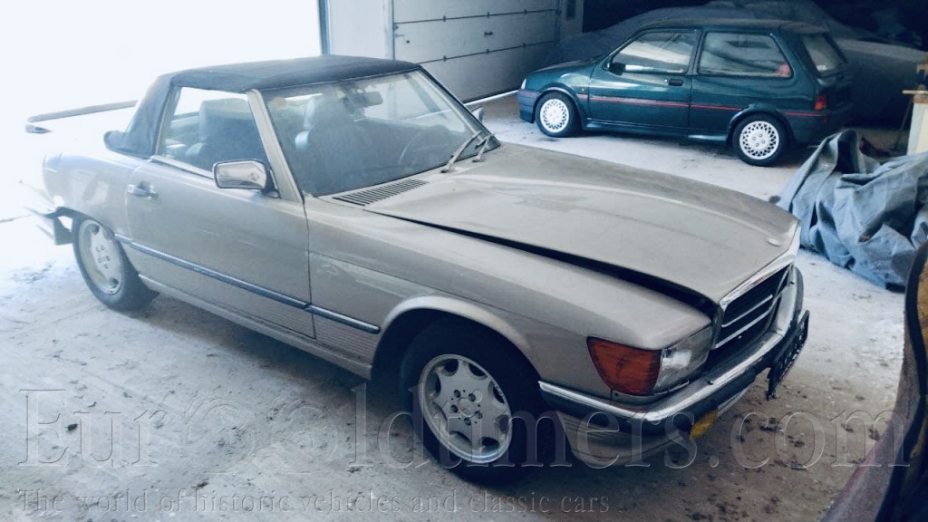 Mercedes Benz SL500 (R107) 1986