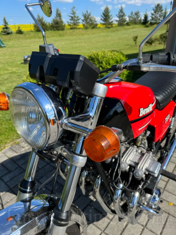 Benelli Sei 750