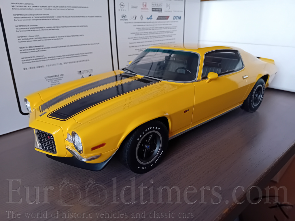 Chevrolet Camaro Z28 RS 1970  1:12  Otto