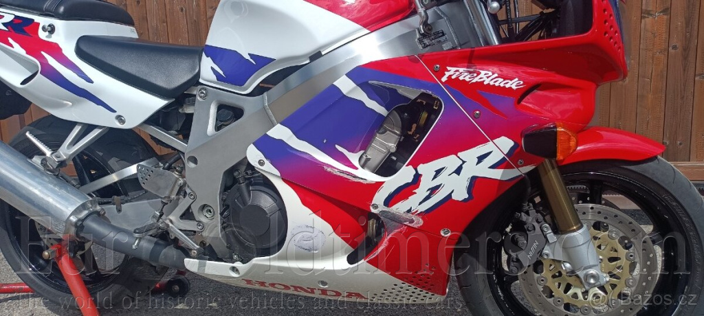 Honda CBR 900 RR FireBlade SC28