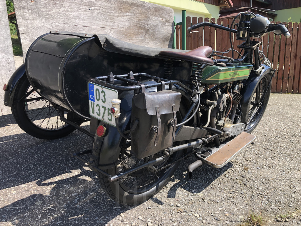 Royal Enfield 1000 r. v. 1921