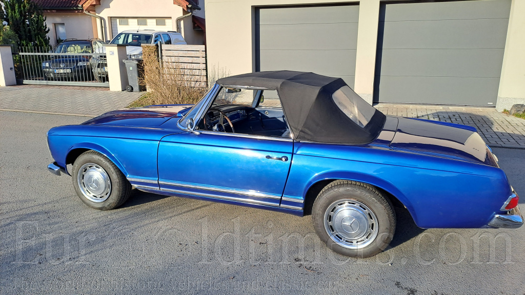 Mercedes-Benz 230 SL Pagoda W113 