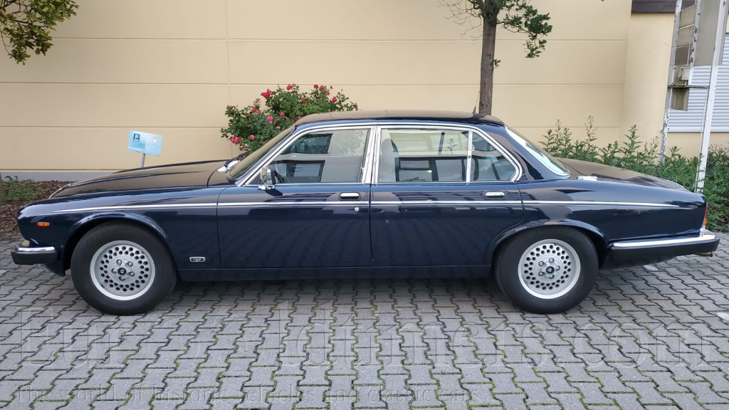 Daimler Double Six -Jaguar XJ12 TOP Stav