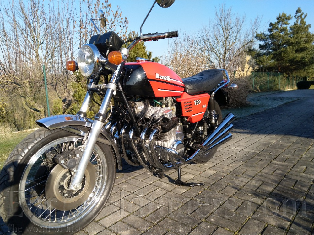 Benelli Sei 750