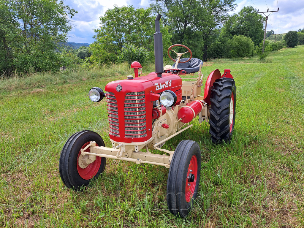 Zetor 25A