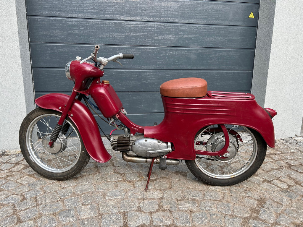 Motocykl Jawa 555