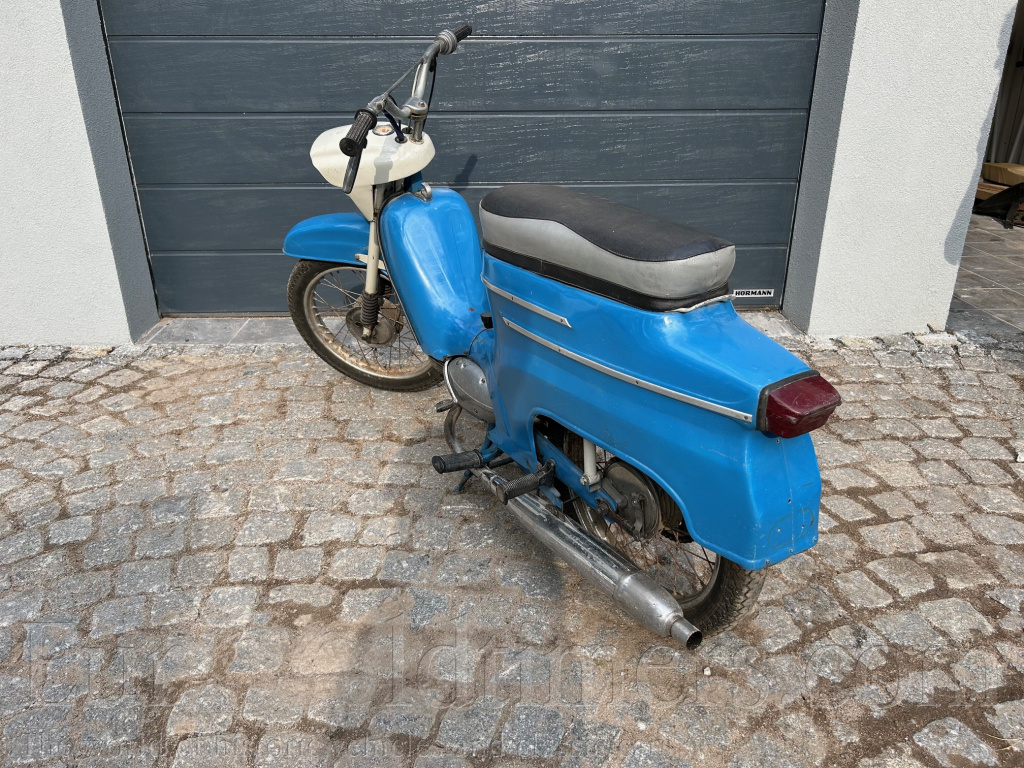 Motocykl Jawa 21