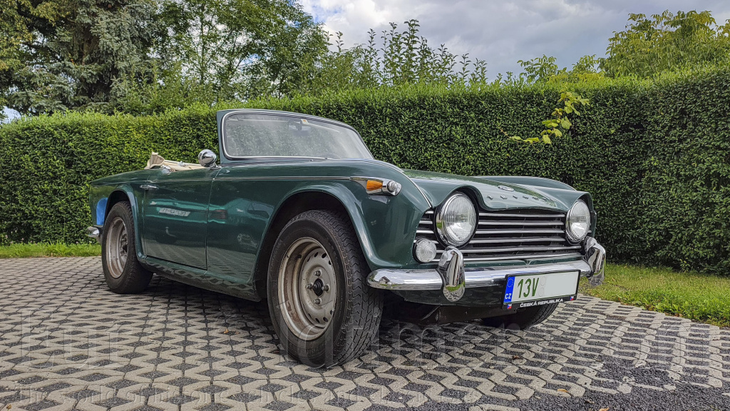 Triumph TR4A IRS