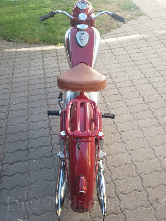 Jawa 250 Pérák 11 