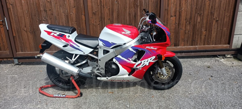 Honda CBR 900 RR FireBlade SC28