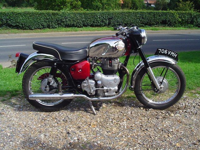 (1959) Royal Enfield Constellation 700 ccm | Gallery | Veteráni i ...