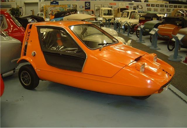 Автомобиль Bond Bug 700e