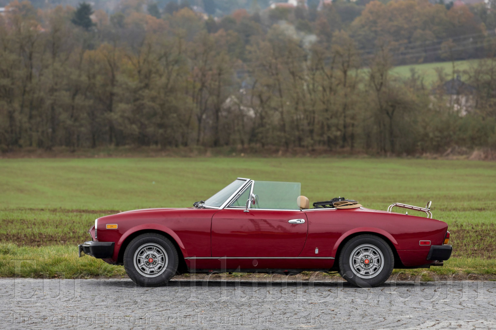 Fiat 124 spider