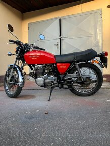 Honda CB 400 four