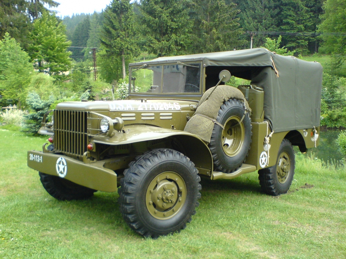 Dodge 1942