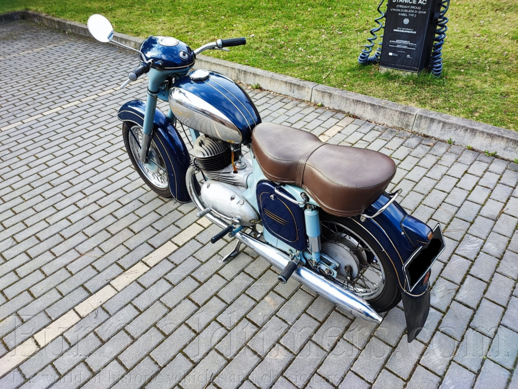 Jawa 350/354 kývačka v originálním stavu