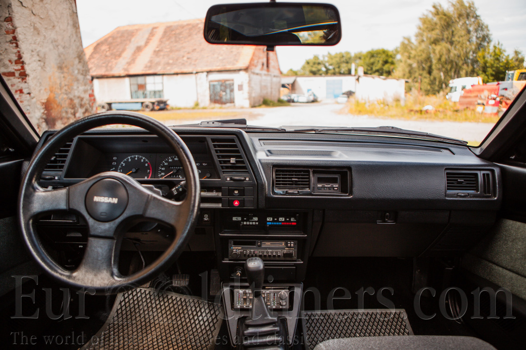 Nissan Sunny 1988 