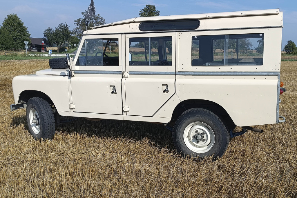 Land Rover Series 3 SW LHD renovovaný