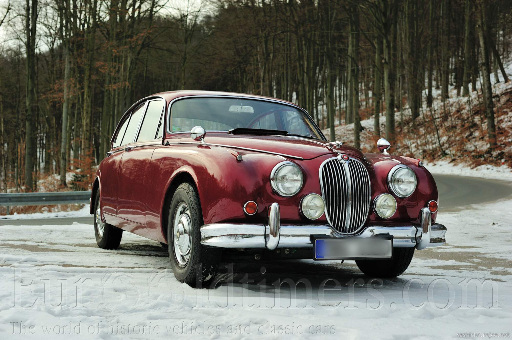 Jaguar Mark II.  2,5L sestiválec OHC