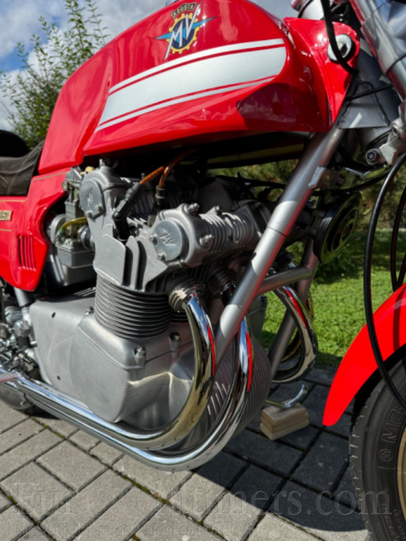 MV Agusta 750S America