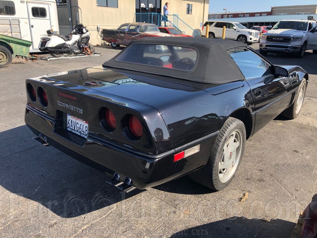 1989 Chevrolet Corvette Convertible