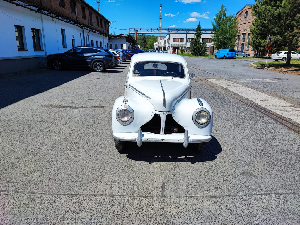 Škoda 1102 tudor, r.v. 1950, platný Tp