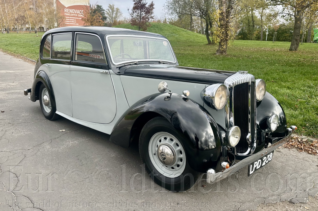 Daimler DB18 z roku 1947 v pěkném stavu