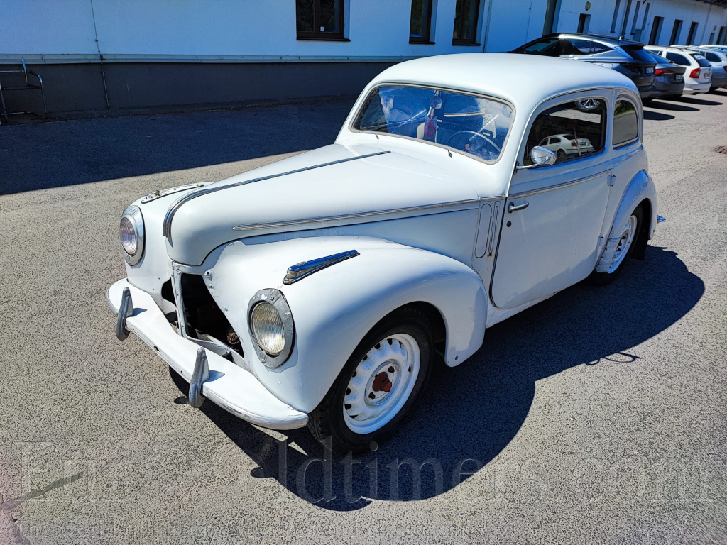 Škoda 1102 tudor, r.v. 1950, platný Tp