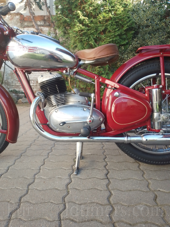 Jawa 250 Pérák 11 