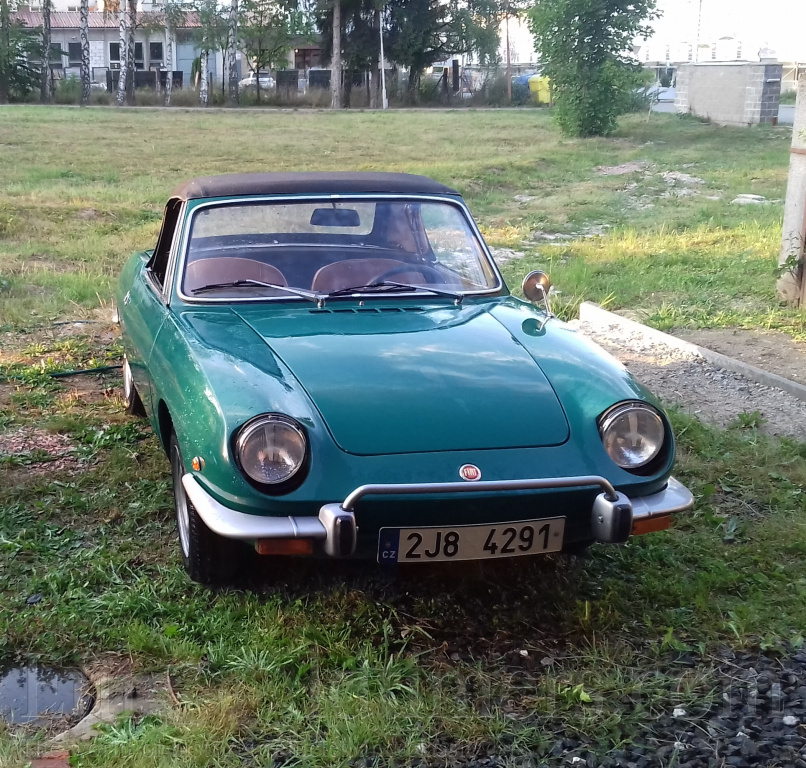 FIAT 850 Sport Spider