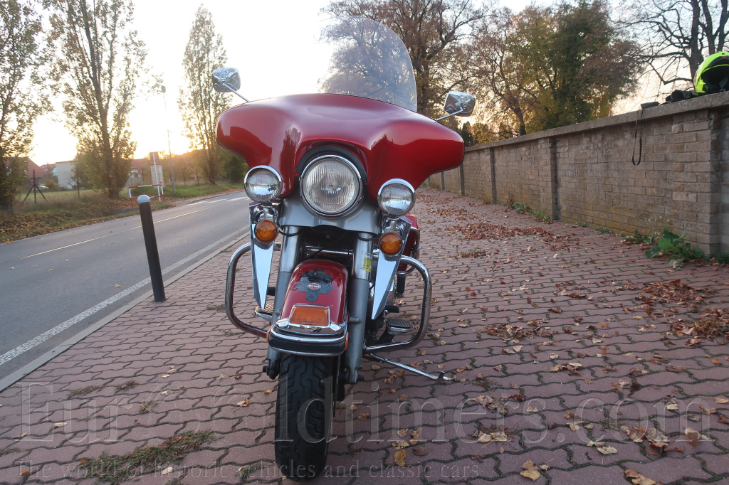 Harley-Davidson Electra Glide FLHT