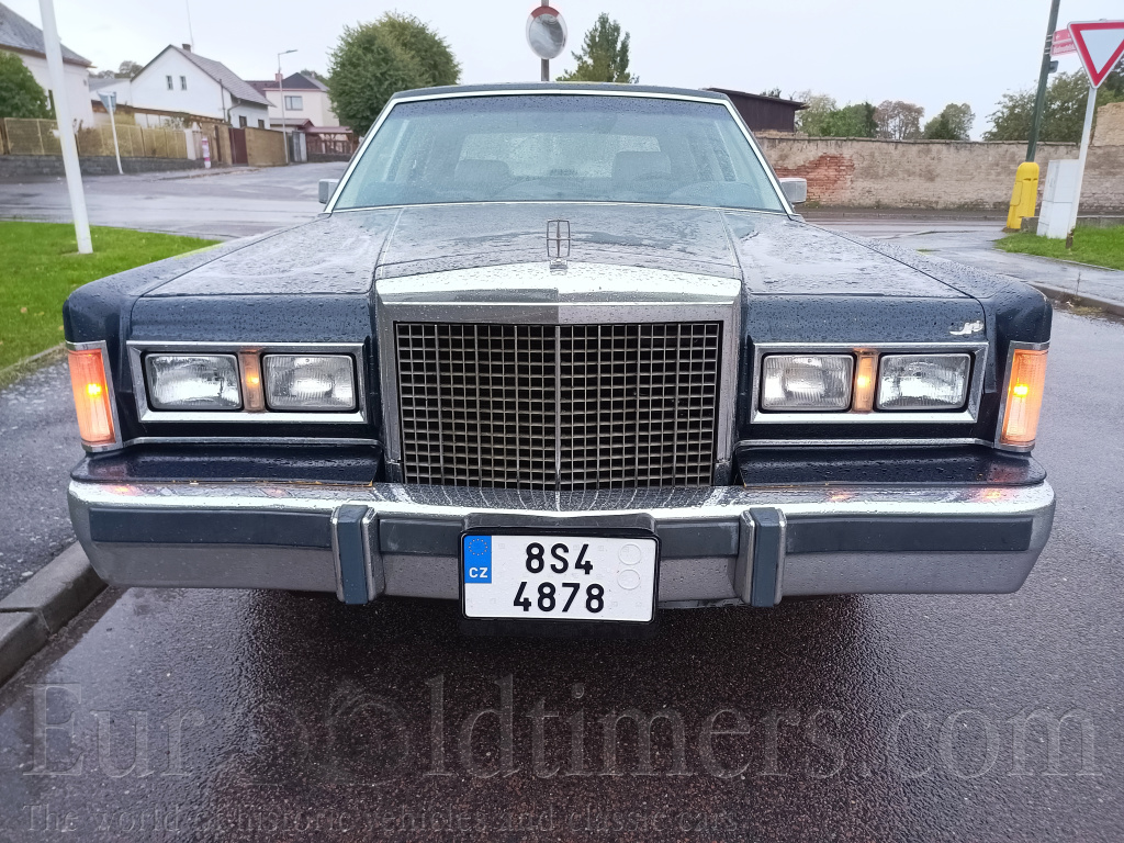 Lincoln 1986 5L 8V